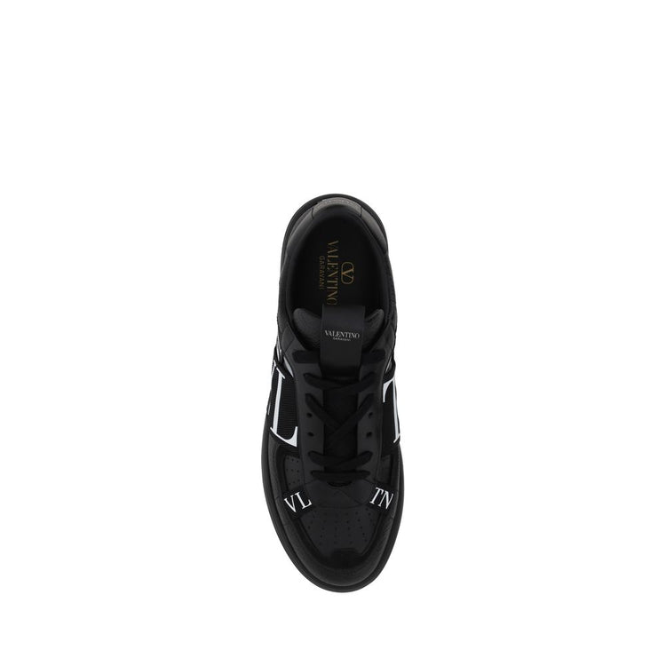 Black Leather VL7N Sneakers